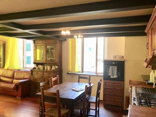 Lovingenoa Prione Apartment Екстериор снимка
