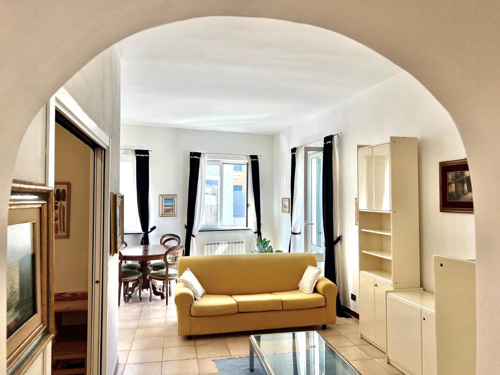 Lovingenoa Prione Apartment Екстериор снимка