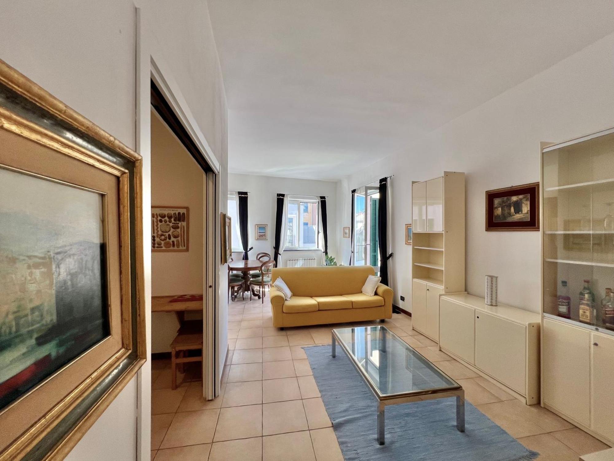 Lovingenoa Prione Apartment Екстериор снимка