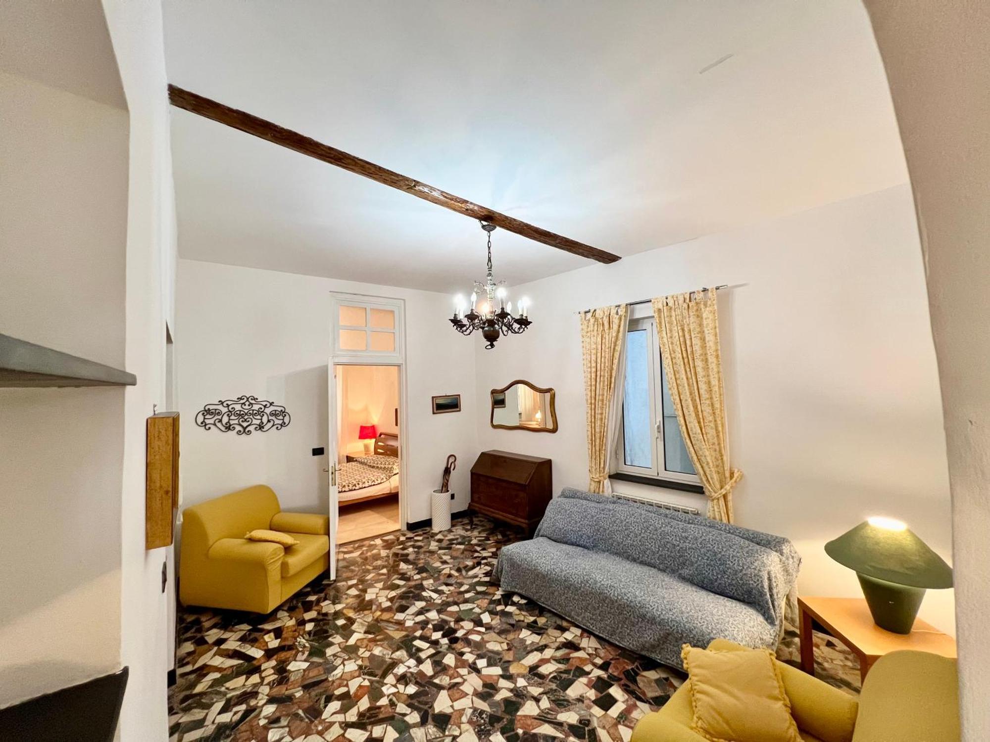 Lovingenoa Prione Apartment Екстериор снимка